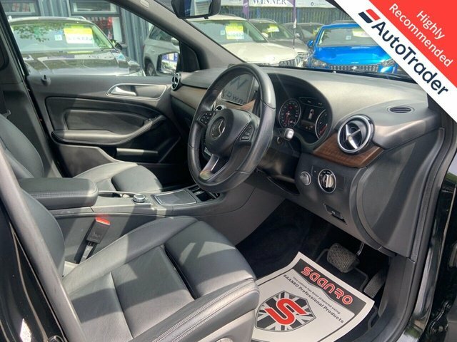 Mercedes-Benz B Class 2.1 B200d Exclusive Edition Mpv 7G-dct Black #2