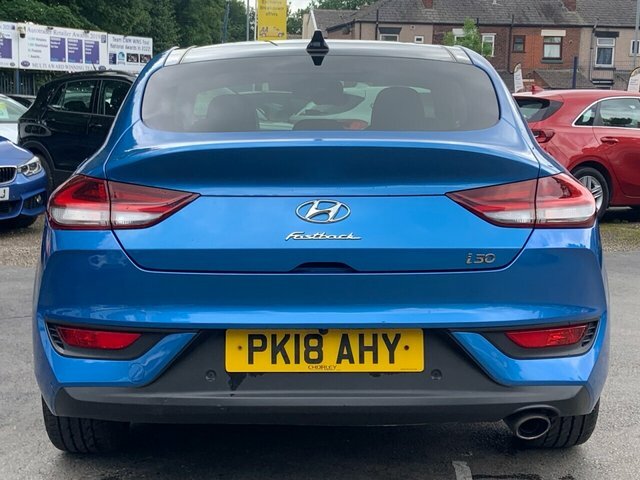 Hyundai I30 1.4 T-gdi Premium Se Fastback Dct Euro Blue #6