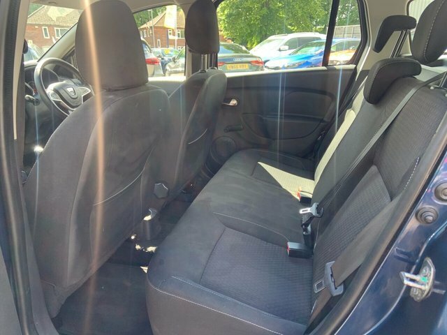 Dacia Logan Laureate Tce 5-Door Red #32