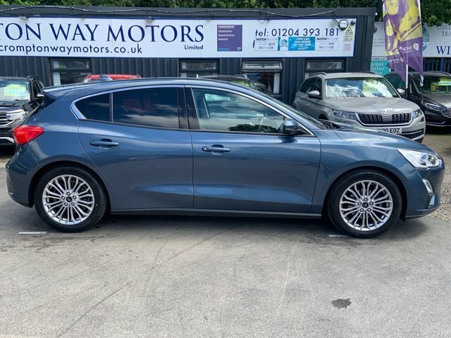 Ford Focus 1.5T Ecoboost Titanium X Hatchback Blue #3