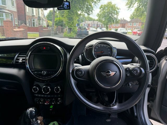 Mini Hatch 1.5 Cooper Hatchback Euro 6 Ss MF18KTL Silver #4