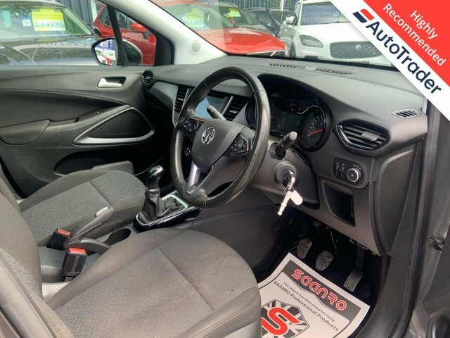 Vauxhall Crossland 1.2 Design Suv Euro 6 Ss 83 SD22OAC Grey #2