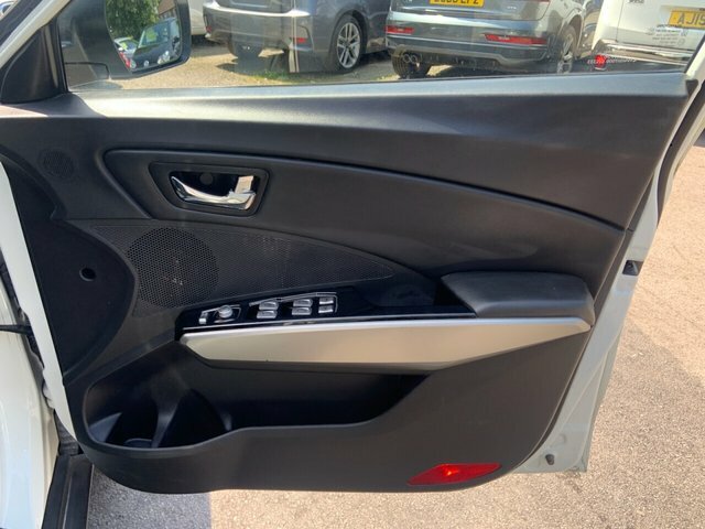 SsangYong Tivoli Ultimate Nav Grey #14