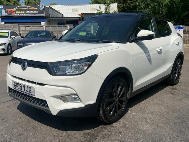 SsangYong Tivoli Ultimate Nav Grey #12