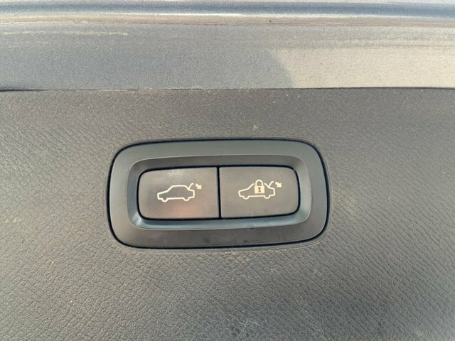 Volvo XC90 H T8 Twin Engine R-design Pro Top Spec Car Full Blue #16