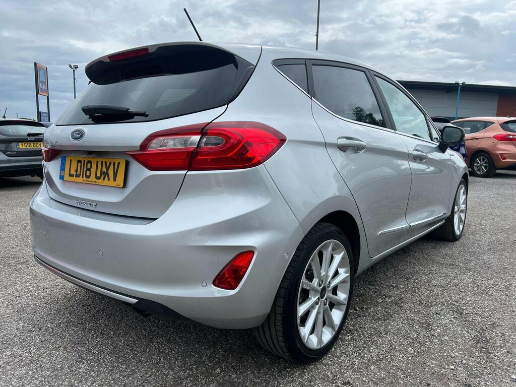 Ford Fiesta Hatchback 1.5 Tdci Vignale Euro 6 Ss 2018 LD18UXV Silver #4