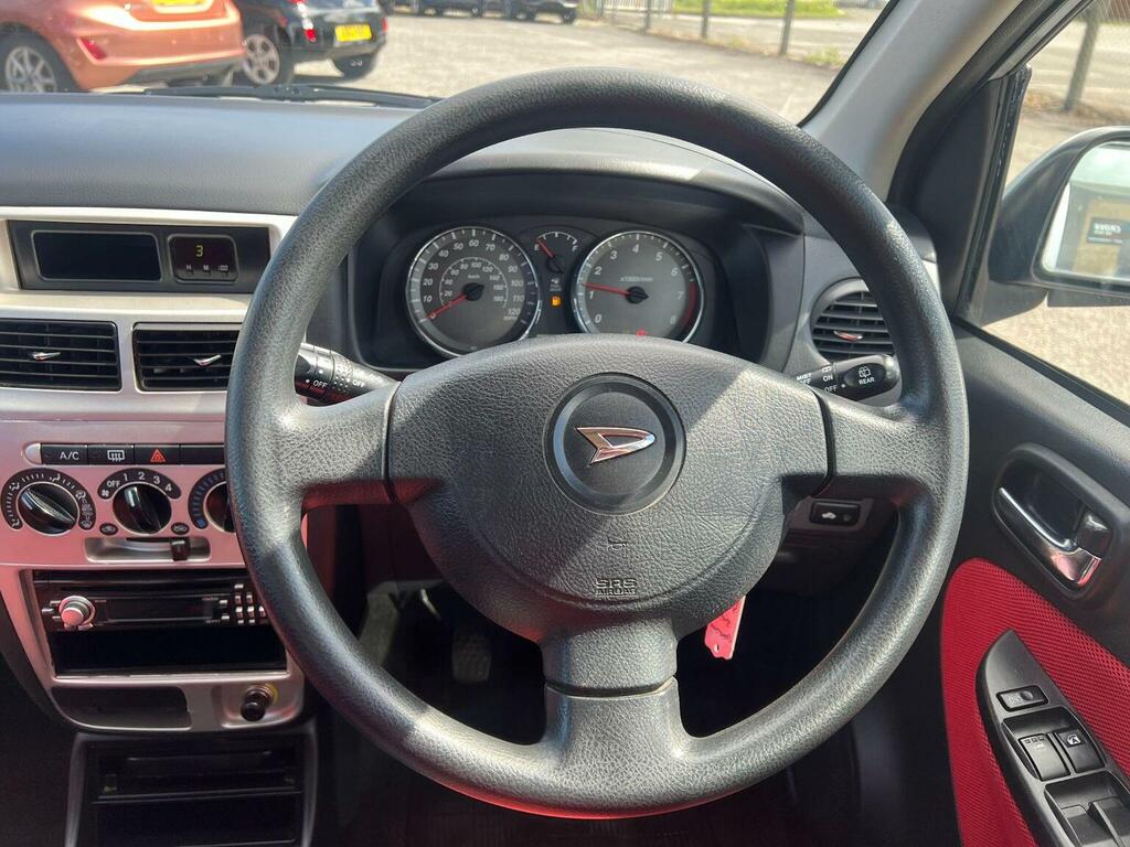 Daihatsu Charade 12 V Red #14