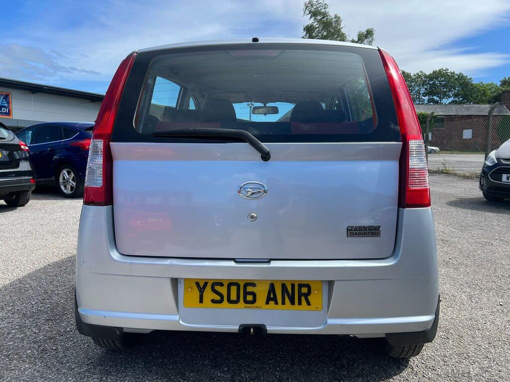 Daihatsu Charade 12 V Red #8