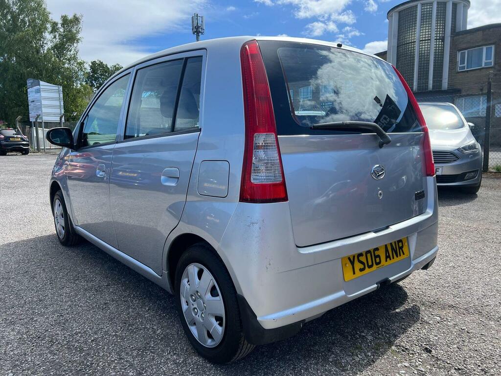 Daihatsu Charade 12 V Red #23