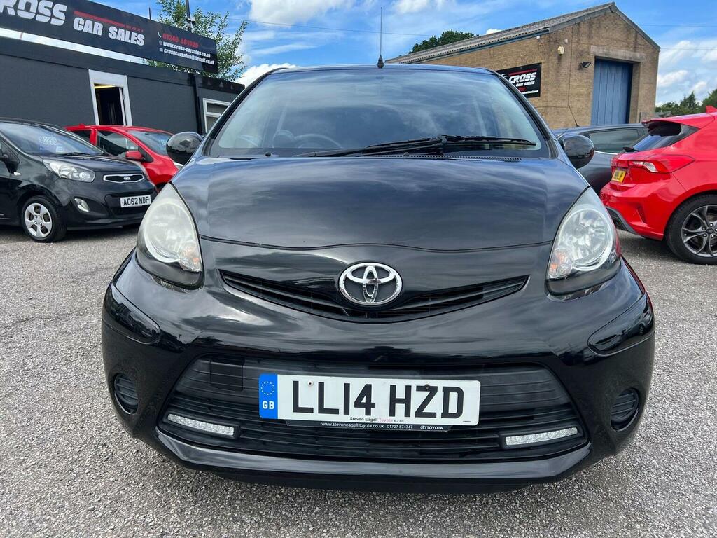 Toyota Aygo Hatchback Silver #7