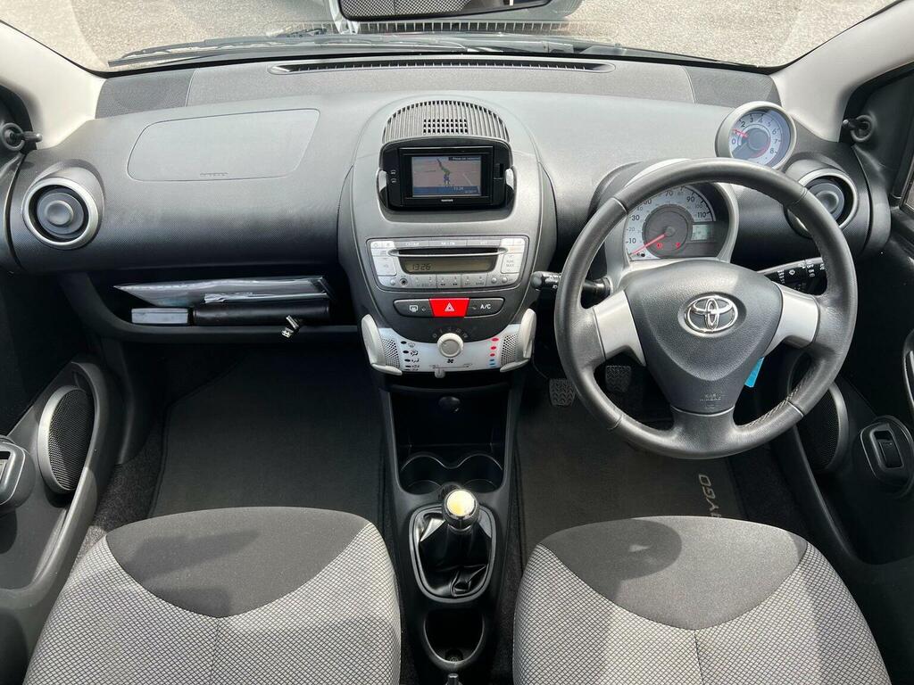 Toyota Aygo Hatchback Silver #13