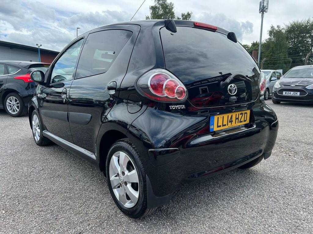 Toyota Aygo 1.0 Vvt-i Move Euro 5 Black #2
