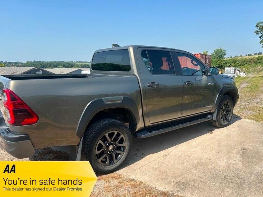 Toyota HILUX Pickup 2.8 D-4d Invincible X 4Wd Euro 6 Ss LT23TMX Brown #5