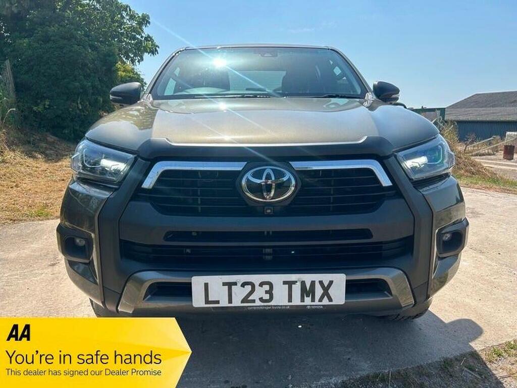 Toyota HILUX Pickup 2.8 D-4d Invincible X 4Wd Euro 6 Ss LT23TMX Brown #2