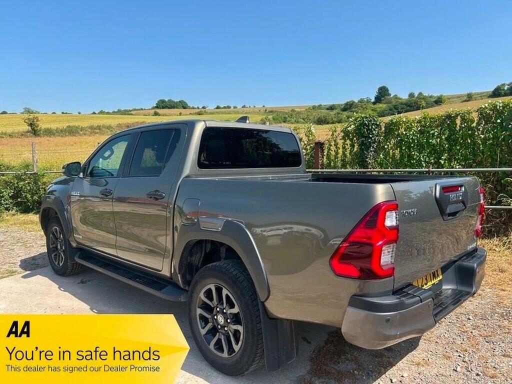 Toyota HILUX Pickup 2.8 D-4d Invincible X 4Wd Euro 6 Ss LT23TMX Brown #4
