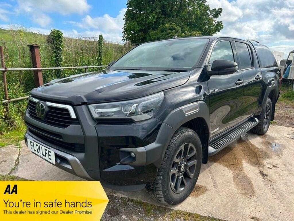 Toyota HILUX Pickup 2.8 D-4d Invincible X 4Wd Euro 6 Ss Black