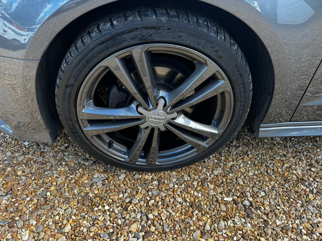 Audi A3 35 Tfsi S Line YY68FBJ Grey #4