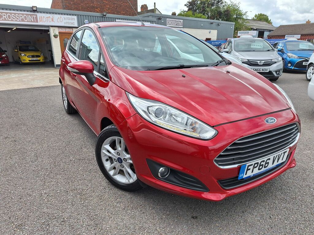 Ford Fiesta 1.25 Zetec Hatchback Euro 6 82 FP66VVT Red #6