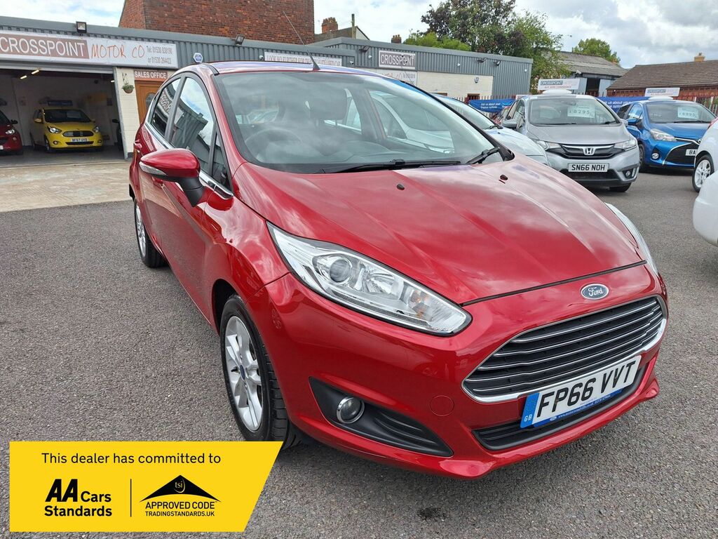 Ford Fiesta 1.25 Zetec Hatchback Euro 6 82 Red