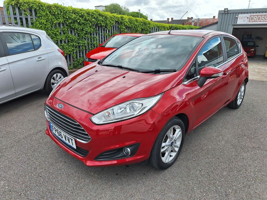 Ford Fiesta 1.25 Zetec Hatchback Euro 6 82 FP66VVT Red #3