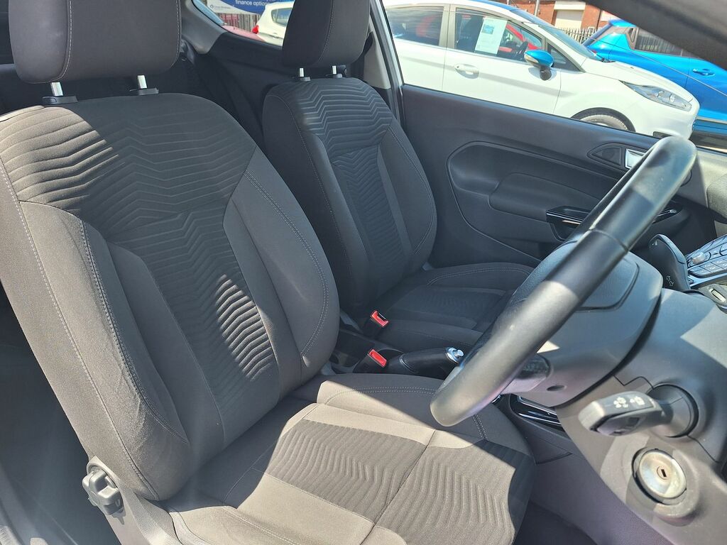Ford Fiesta 1.25 Zetec Hatchback Euro 6 82 FD17OHK Silver #6