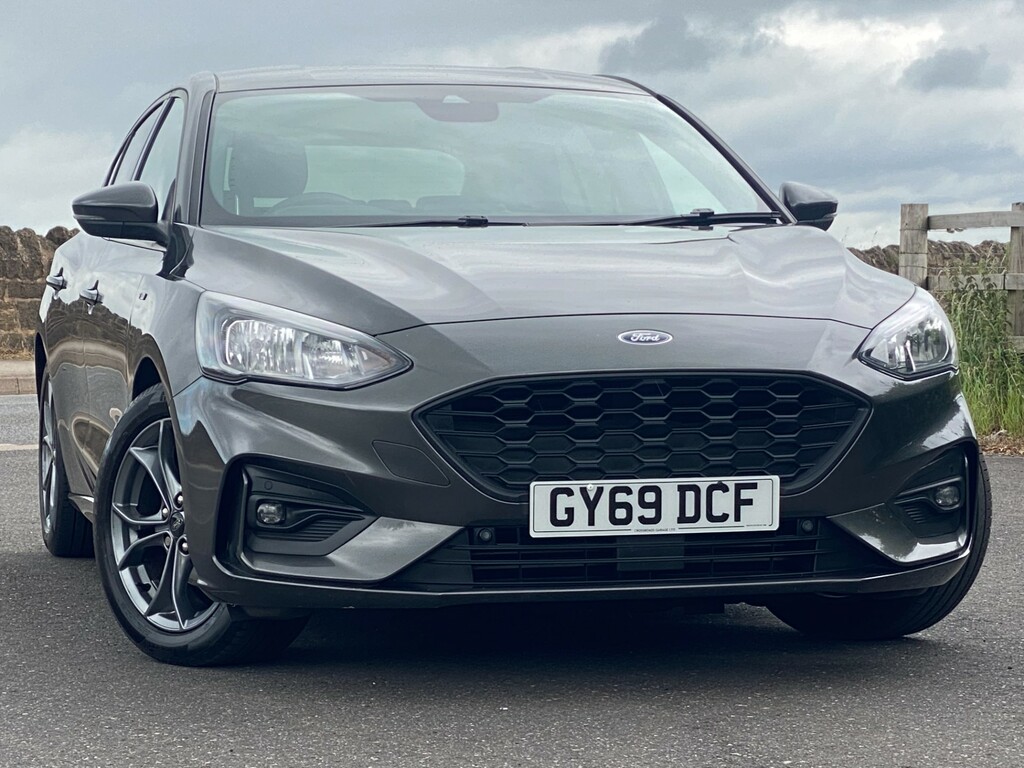 Ford Focus St-line - Apple Carplay Parking Sensors Cruise Grey