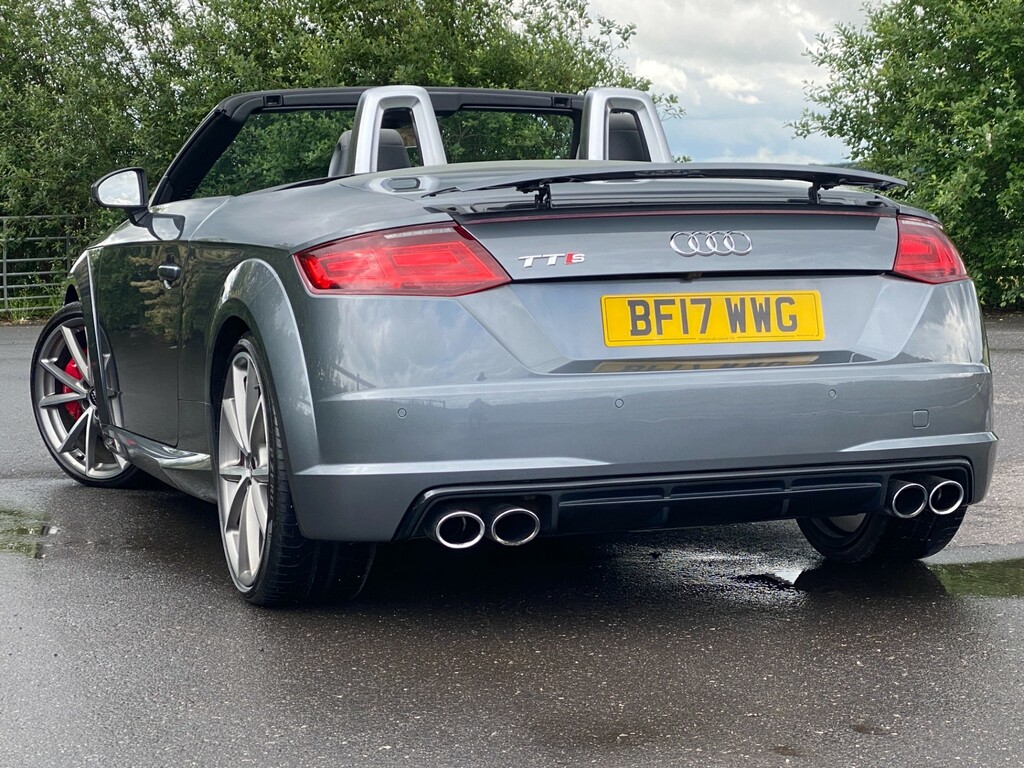 Audi TTS Tts Tfsi Quattro Black Edition Grey #3