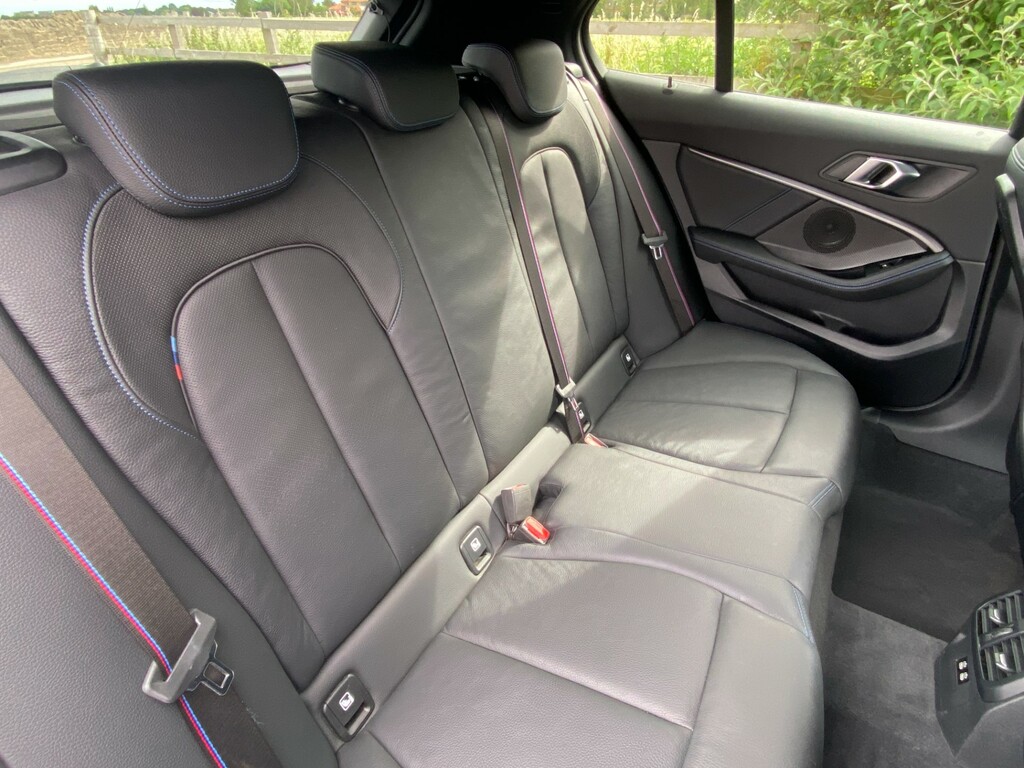 BMW 1 Series 128Ti Step Black #42