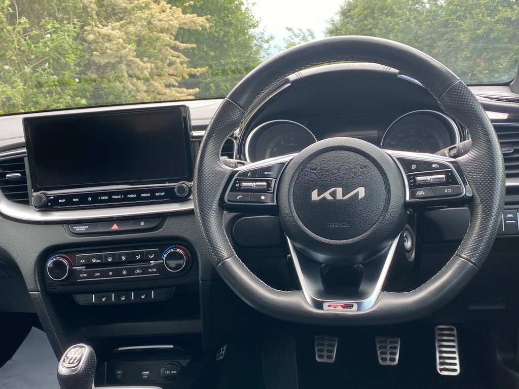 Kia Xceed 1.5T Gdi Isg 3 Red #21