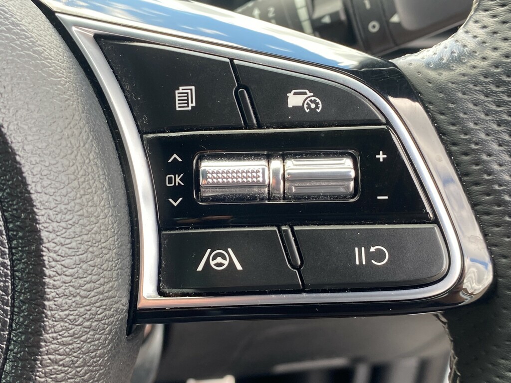 Kia Xceed 1.5T Gdi Isg 3 Red #28