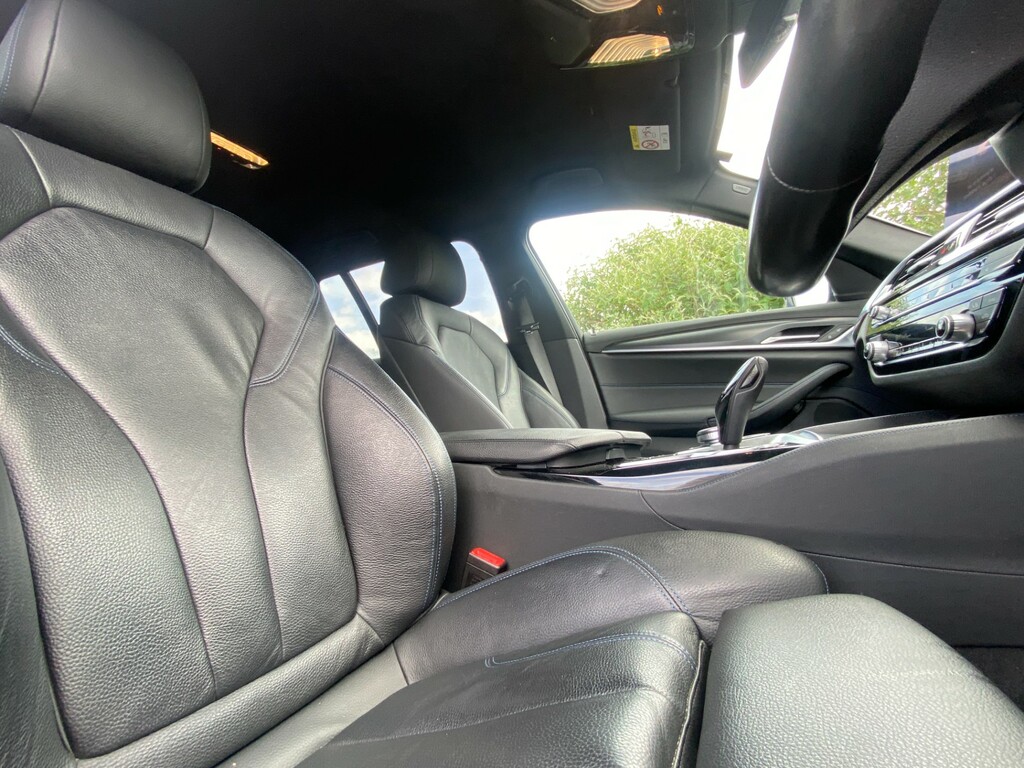 BMW 5 Series 520D M Sport Mhev Black #24