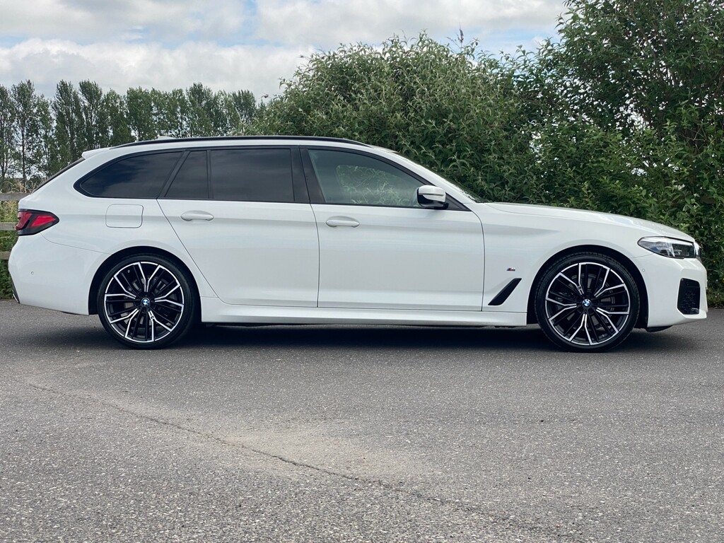 BMW 5 Series 520D M Sport Mhev Black #20