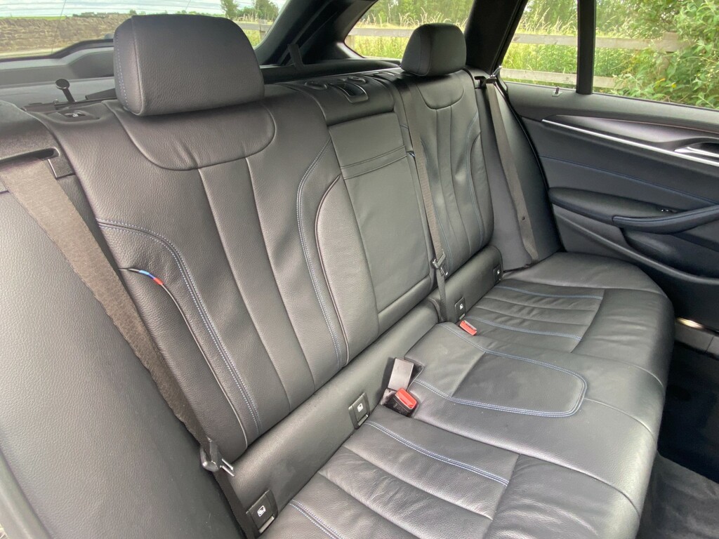 BMW 5 Series 520D M Sport Mhev Black #43