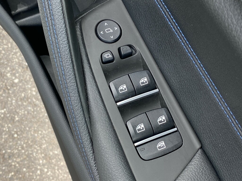 BMW 5 Series 520D M Sport Mhev Black #41
