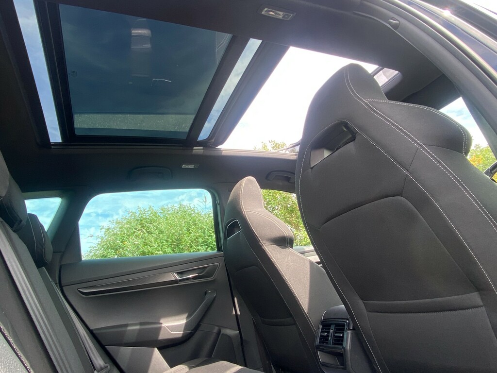 Skoda Karoq Sportline Tsi Dsg - Pan Roof Apple Carplay Rea Black #6