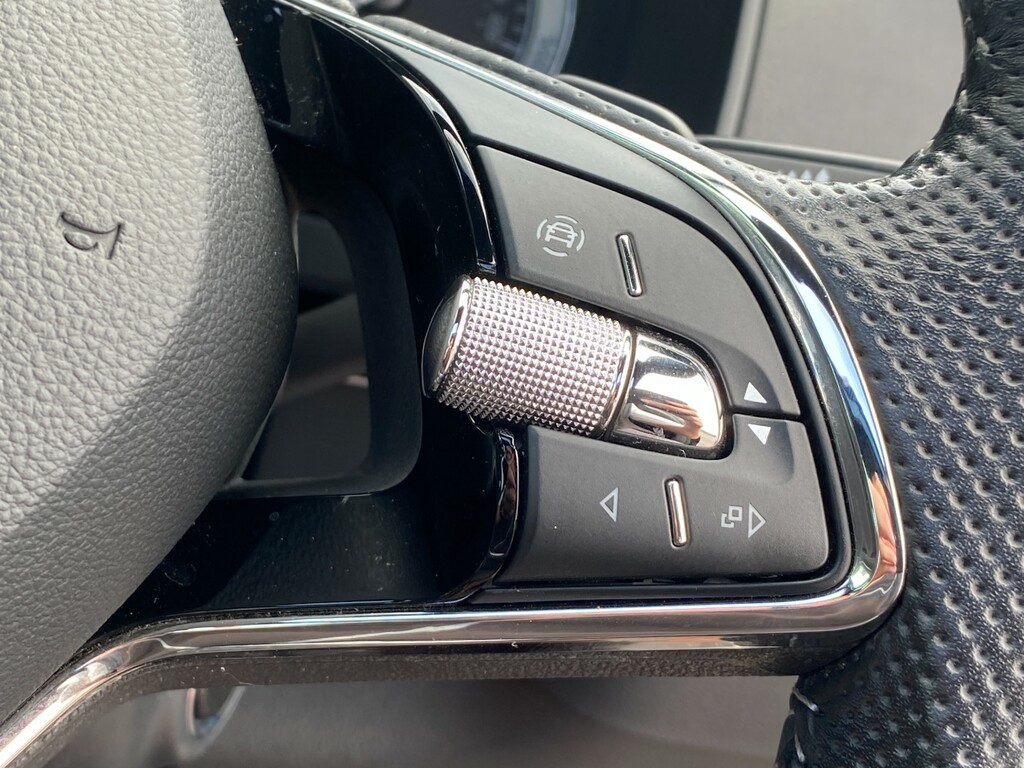 Skoda Karoq Sportline Grey #32