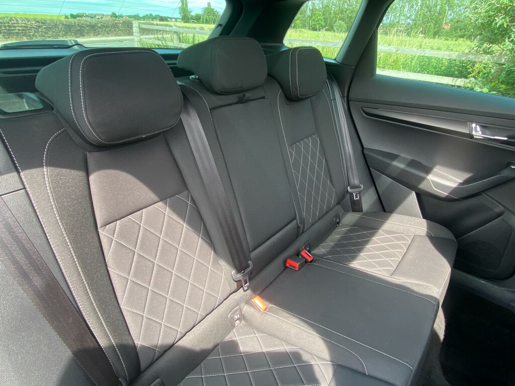 Skoda Karoq Sportline Grey #45
