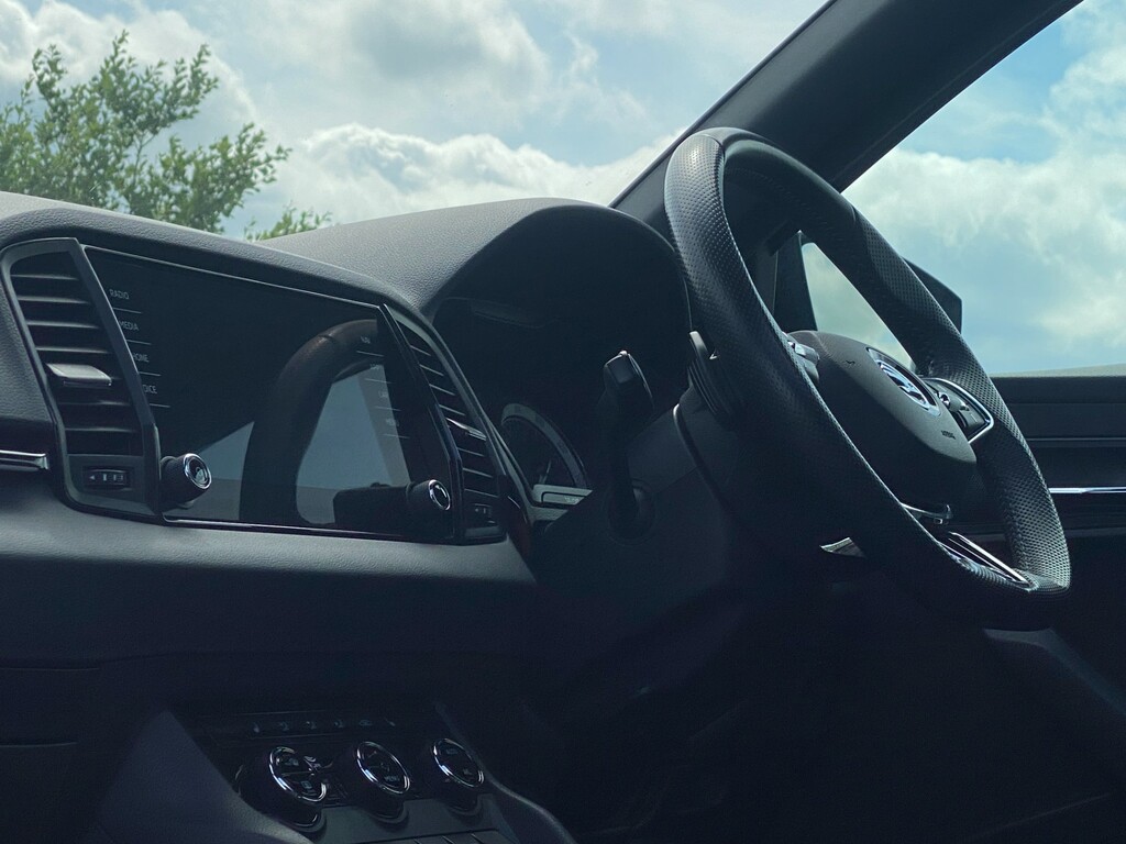 Skoda Karoq Sportline Grey #39