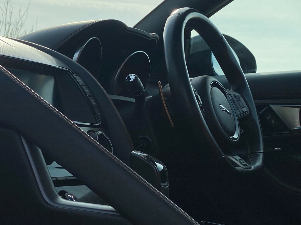 Jaguar F-Type 3.0 Supercharged V6 2015 White #33