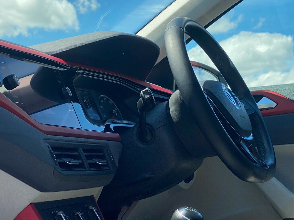 Volkswagen Polo Match Red #34
