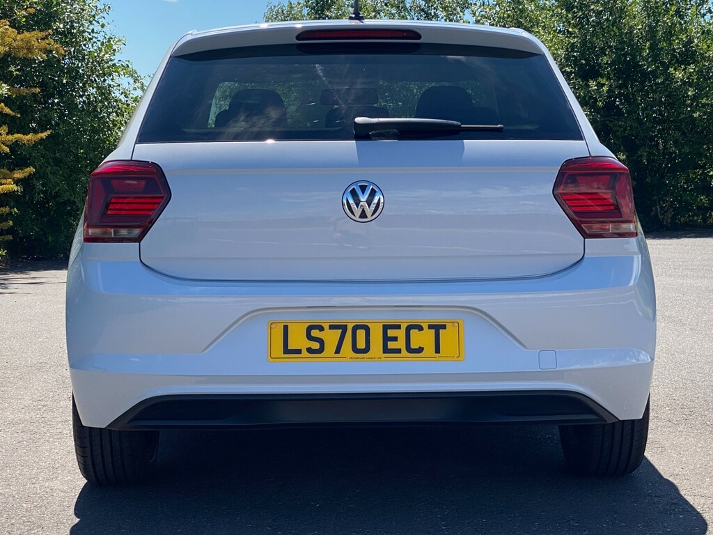 Volkswagen Polo Match Red #30