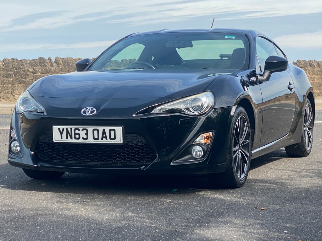 Toyota GT86 2L Null White #13