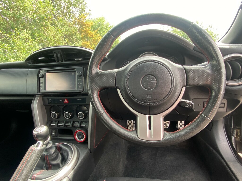 Toyota GT86 2L Null White #19