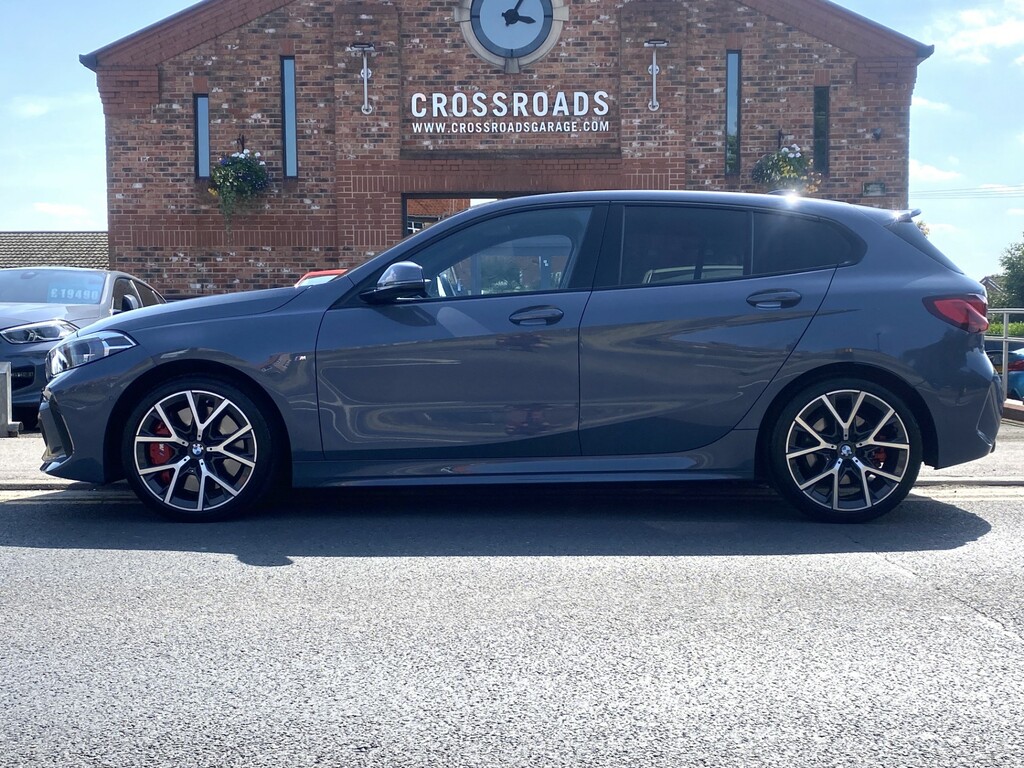 BMW 1 Series - Virtual Cockpit Rear Camera Me Grey #2