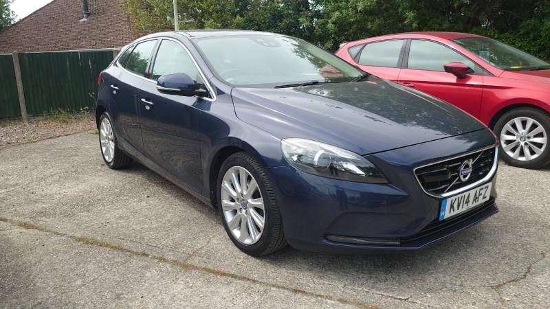 Volvo V40 D2 Se Lux Nav - 2014 14 Blue