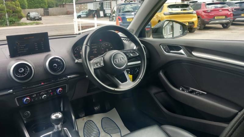 Audi A3 35 Tfsi Sport Black #3