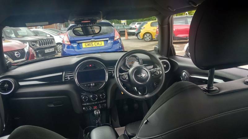 Mini Hatch 1.5 Cooper Black #3