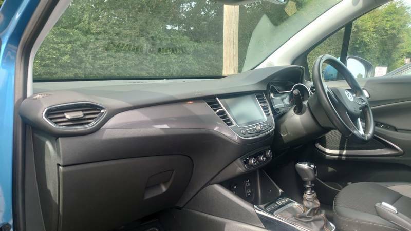 Vauxhall Crossland X 1.2T 130 Tech Line Nav Start Stop - 2019 DP19EHX Blue #5