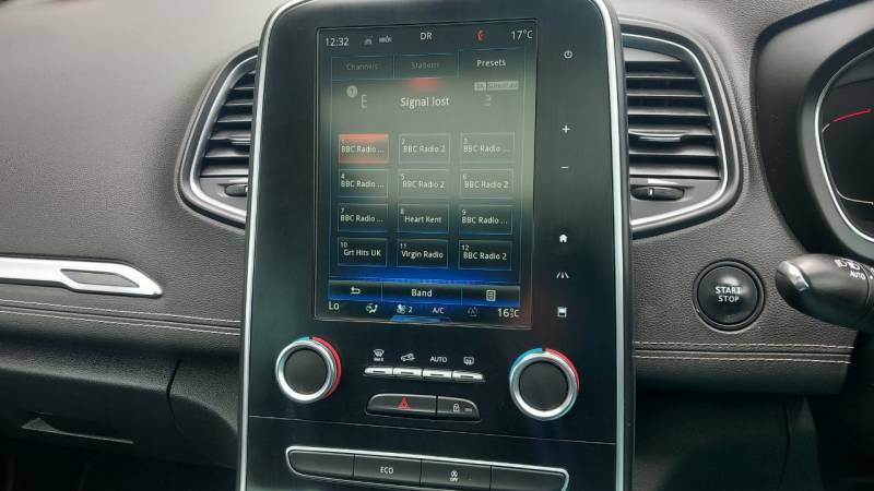 Renault Grand Scenic Dynamique Nav Red #16