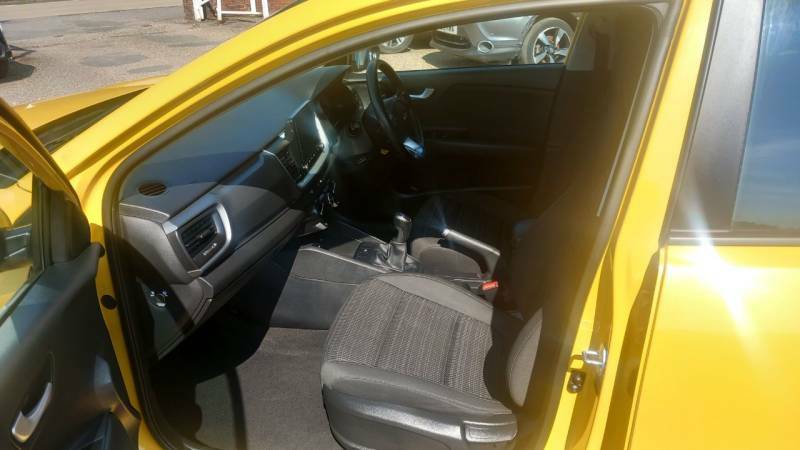 Kia Stonic 1.0T Gdi 99 2 - 2023 23 SL23MWX Yellow #6